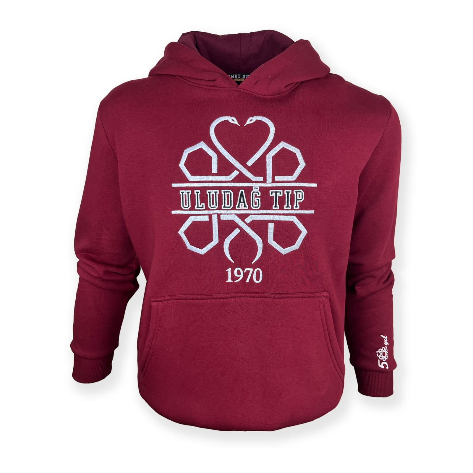Üniversite Sweatshirt Tasarımlarında Son Trendler: Rahatlık ve Şıklığı Bir Arada Yakalayın